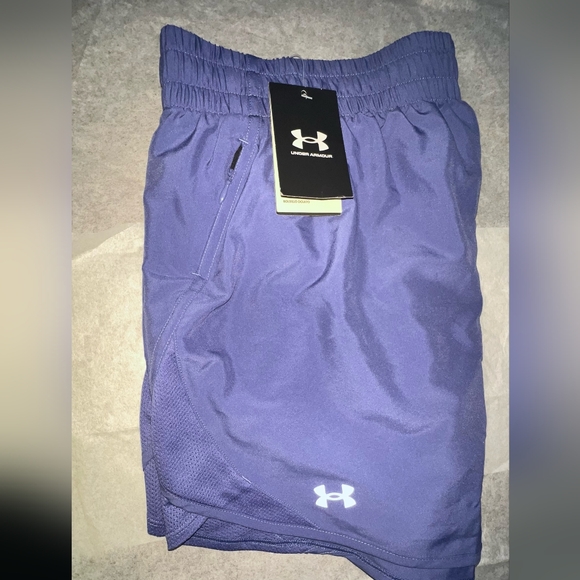 Under ArmourWomen's UA Fly By 3" Shorts - Picture 8 of 10